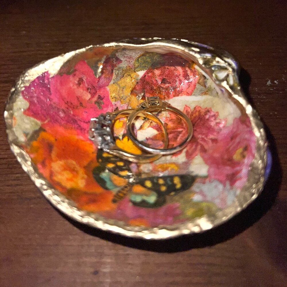 Flowers & Butterfly Jewelry Trinket Dish Gift Handcrafted Clam Shell